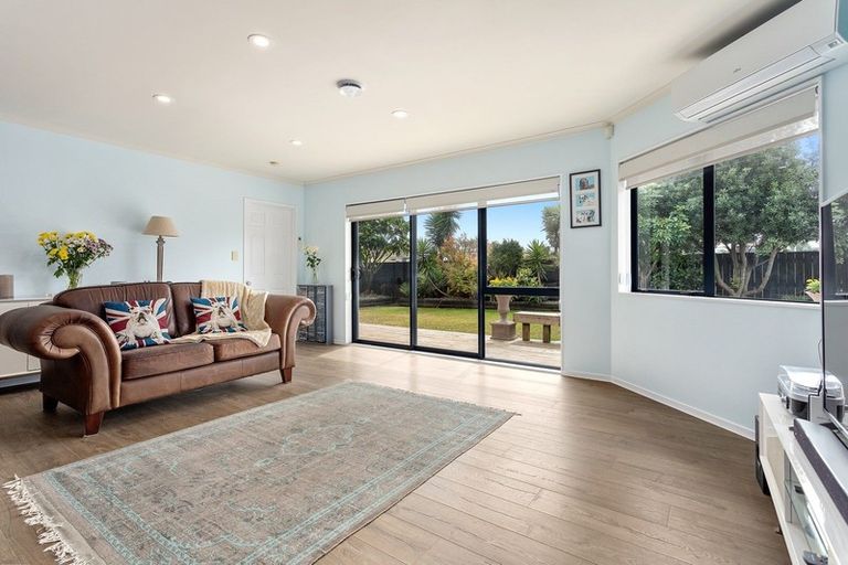 Photo of property in 5 Zarling Lane, Coastlands, Whakatane, 3120