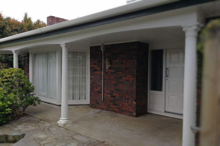 Photo of property in 13 Glenmore Road, Sunnyhills, Auckland, 2010