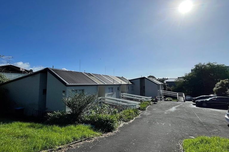 Photo of property in 1/19 Locarno Avenue, Sandringham, Auckland, 1025