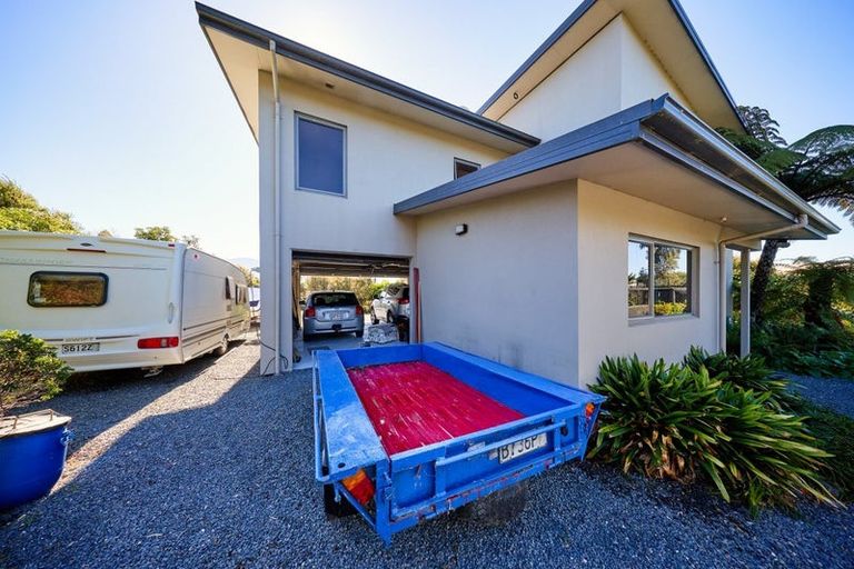 Photo of property in 4 Dover Terrace, Kaikoura, 7300