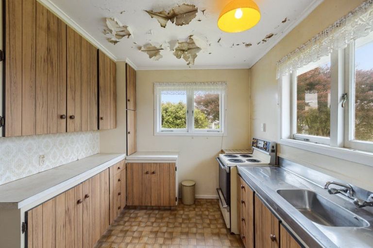 Photo of property in 34 Pemberton Crescent, Greerton, Tauranga, 3112