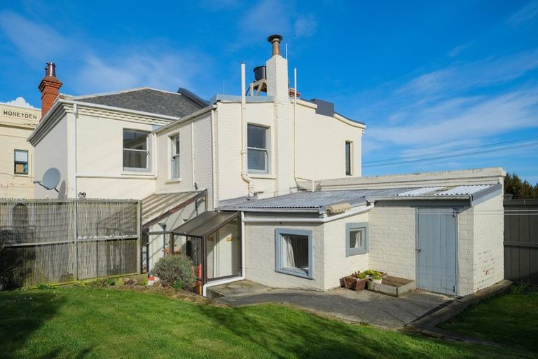 Photo of property in 2 Macnee Street, Mornington, Dunedin, 9011