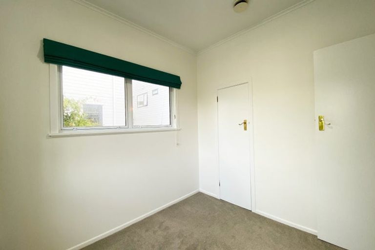 Photo of property in 23 Andrew Road, Howick, Auckland, 2010