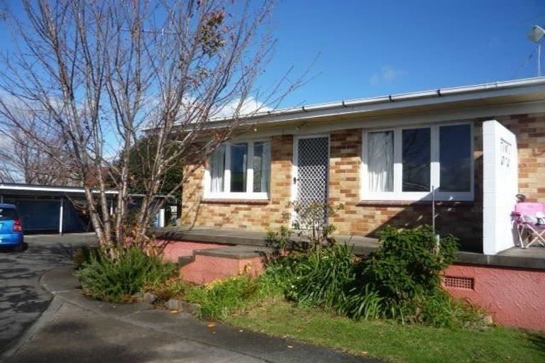 Photo of property in 1/6a View Road, Papakura, 2110