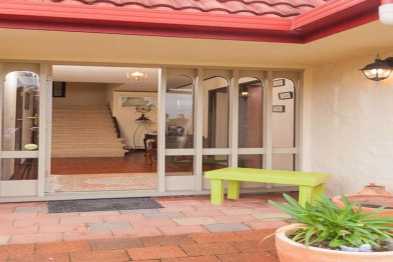 Photo of property in 9 Malloy Place, Eastern Beach, Auckland, 2012