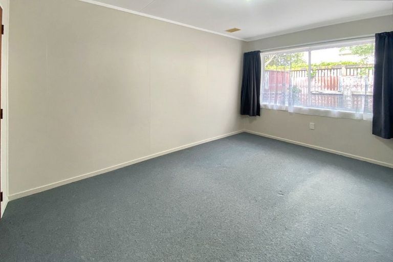 Photo of property in 5 Rolleston Street, Hokowhitu, Palmerston North, 4410