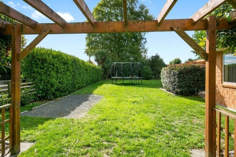 Photo of property in 176 Thornton Road, Cambridge, 3434