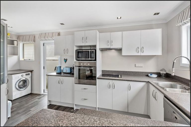 Photo of property in 66 Kohe Street, Parahaki, Whangarei, 0112