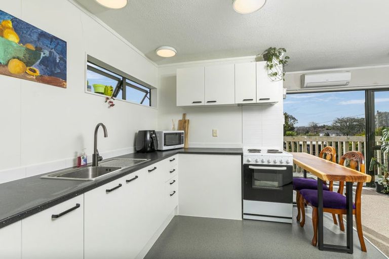 Photo of property in 346a Swanson Road, Ranui, Auckland, 0612