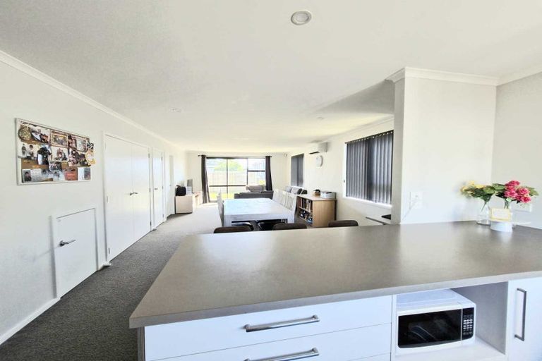 Photo of property in 29 Discovery Place, Marfell, New Plymouth, 4310
