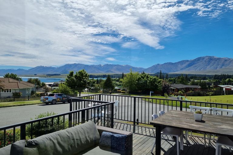 Photo of property in 34 Aorangi Crescent, Lake Tekapo, 7999