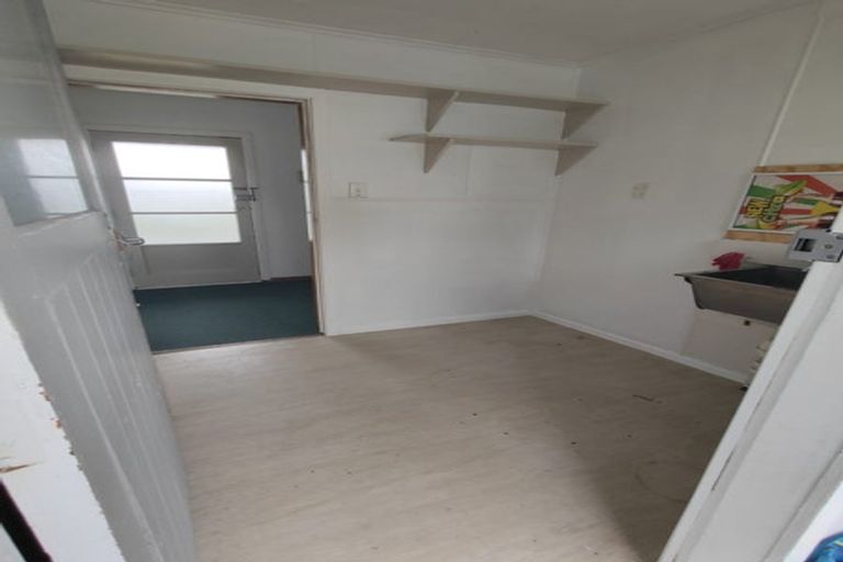 Photo of property in 2a-b Waihemo Street, Waitangirua, Porirua, 5024