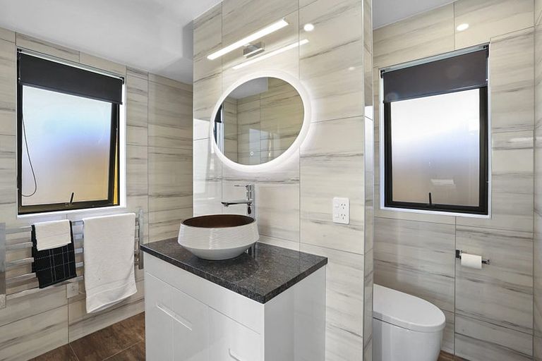 Photo of property in 4 Ellesmere Avenue, Bell Block, New Plymouth, 4312