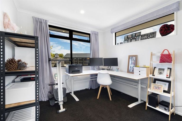 Photo of property in 14d Jozecom Place, Rolleston, 7614