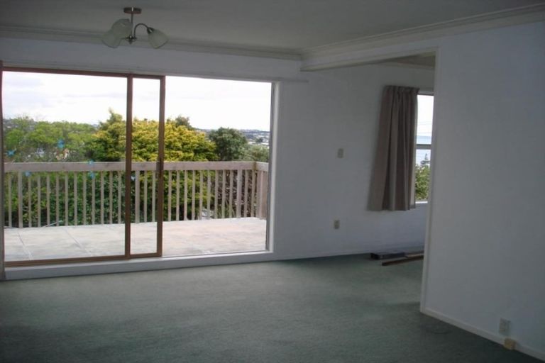Photo of property in 1/47 Braemar Road, Rothesay Bay, Auckland, 0630