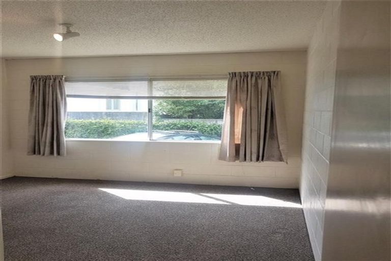 Photo of property in 21/72 Kitchener Road, Milford, Auckland, 0620