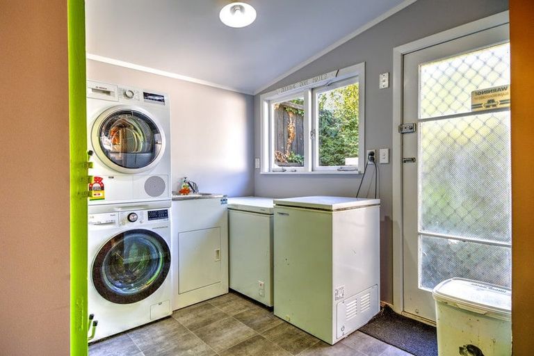 Photo of property in 33 Resthill Crescent, Glenview, Hamilton, 3206