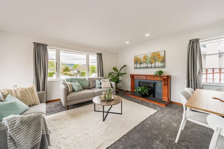 Photo of property in 54 Routley Crescent, Elderslea, Upper Hutt, 5018