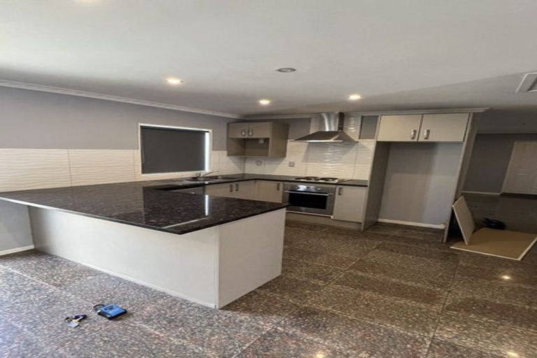 Photo of property in 20 Henwood Road, Mangere East, Auckland, 2024