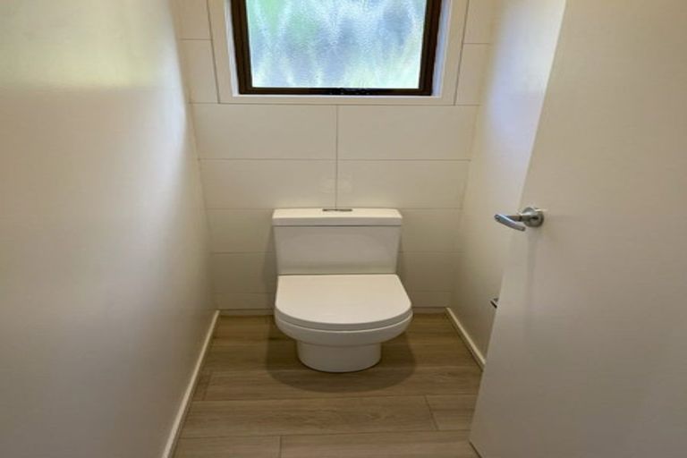 Photo of property in 58 Wirihana Road, Titirangi, Auckland, 0604