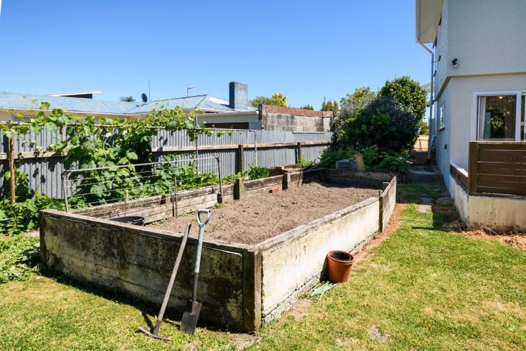 Photo of property in 33 Sheffield Street, Awapuni, Palmerston North, 4412