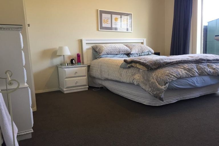 Photo of property in 4/166 Yaldhurst Road, Sockburn, Christchurch, 8042