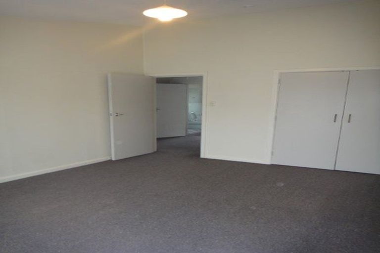 Photo of property in 11a Renfrew Street, Upper Riccarton, Christchurch, 8041