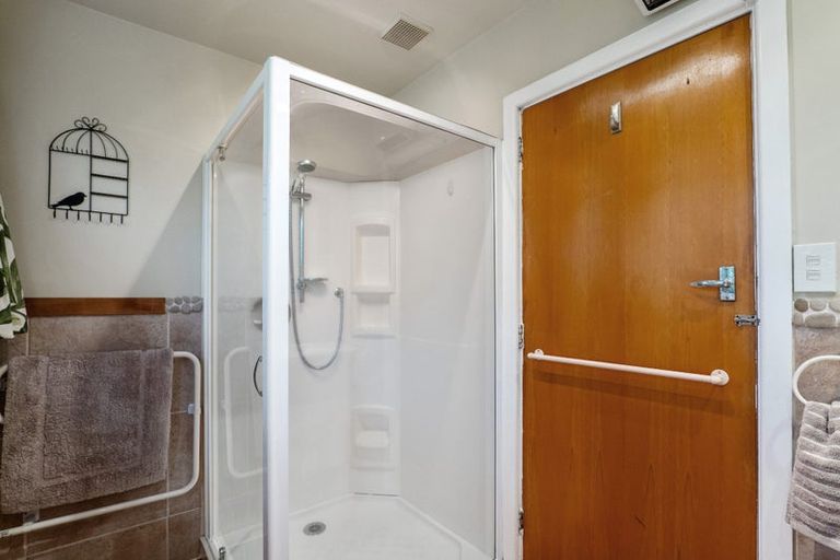 Photo of property in 69 Gregan Crescent, Burnside, Christchurch, 8053