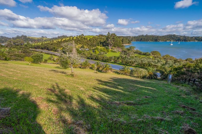 Photo of property in 3 Te Akau Drive, Russell, 0272