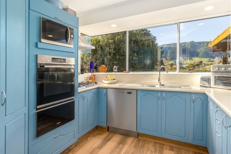 Photo of property in 149 Peka Peka Road, Peka Peka, Waikanae, 5391