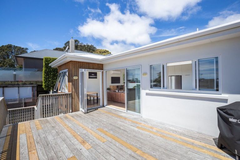 Photo of property in 125 Pendarves Street, New Plymouth, 4312