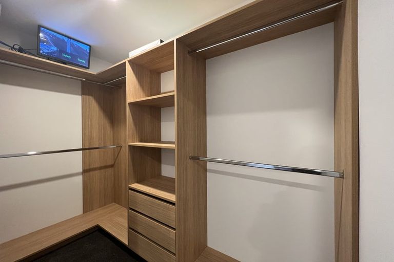 Photo of property in 3b Wilbur Place, Pakuranga Heights, Auckland, 2010