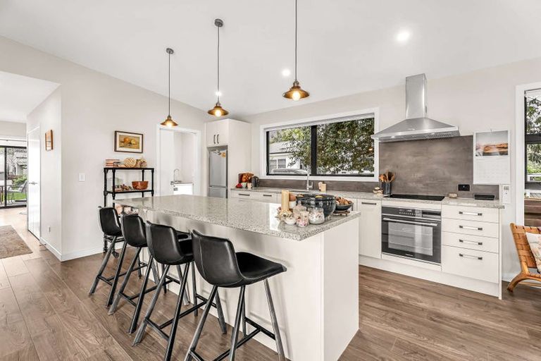 Photo of property in 17 Arthur Street, Whitianga, 3510