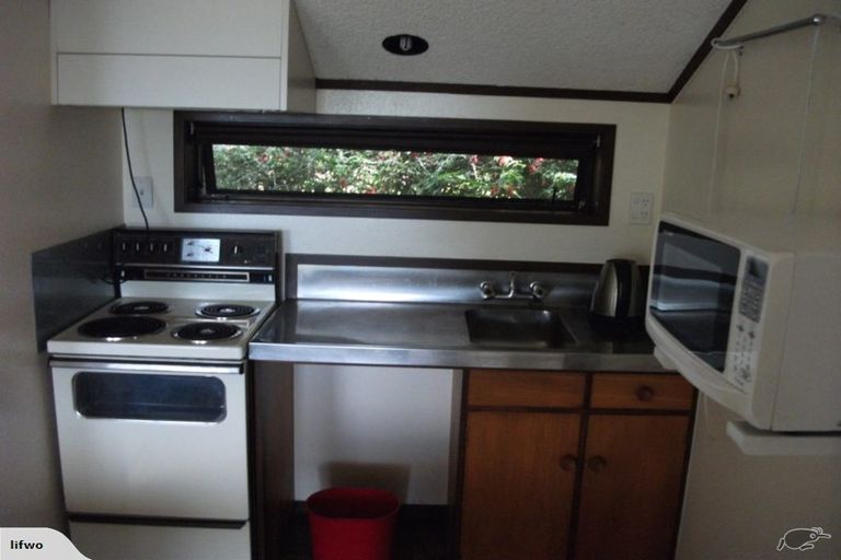 Photo of property in 22 Callender Place, Shelly Park, Auckland, 2014