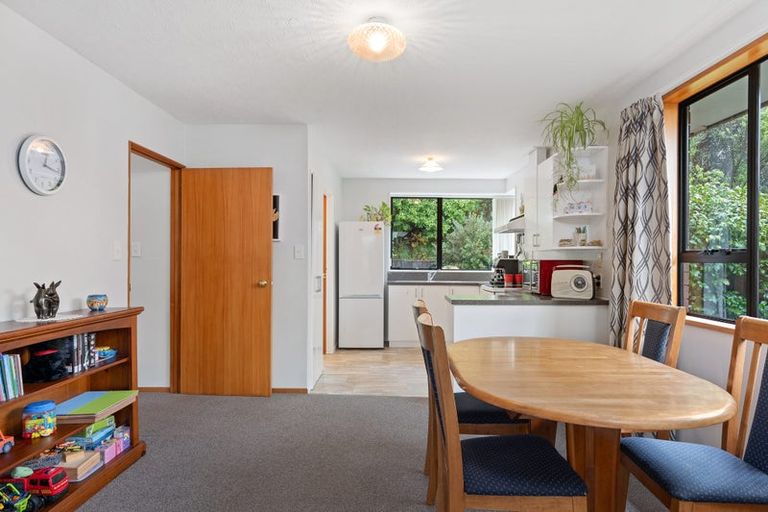 Photo of property in 1/8 Torvill And Dean Lane, Cashmere, Christchurch, 8022