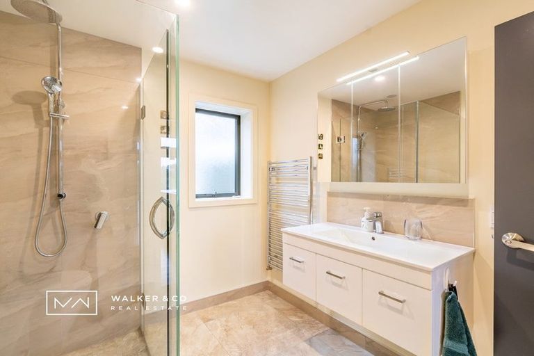 Photo of property in 34b Kenneth Gillies Way, Birchville, Upper Hutt, 5372