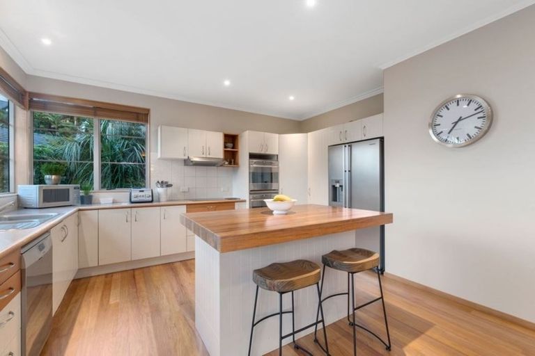 Photo of property in 50 Penguin Drive, Murrays Bay, Auckland, 0630