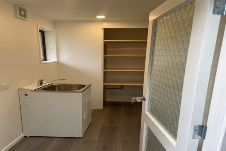 Photo of property in 32 Kapiti Road, Paraparaumu, 5032