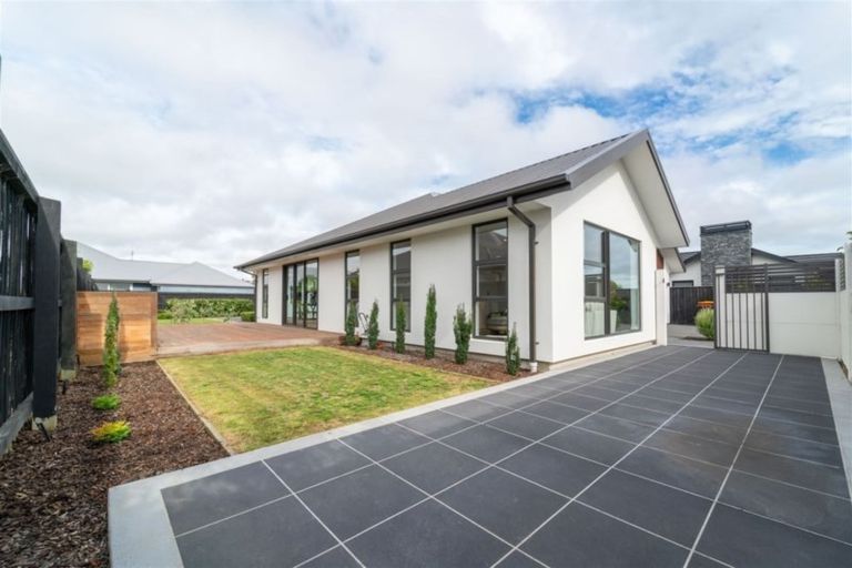 Photo of property in 12 Bronco Drive, Aidanfield, Christchurch, 8025