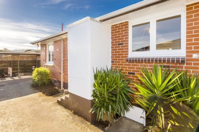 Photo of property in 76b Seddon Street, Wallaceville, Upper Hutt, 5018