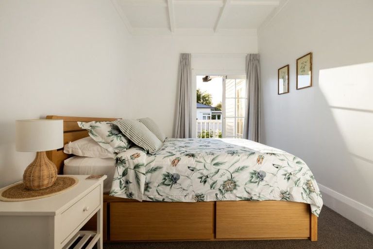 Photo of property in 23 Williams Street, Cambridge, 3434