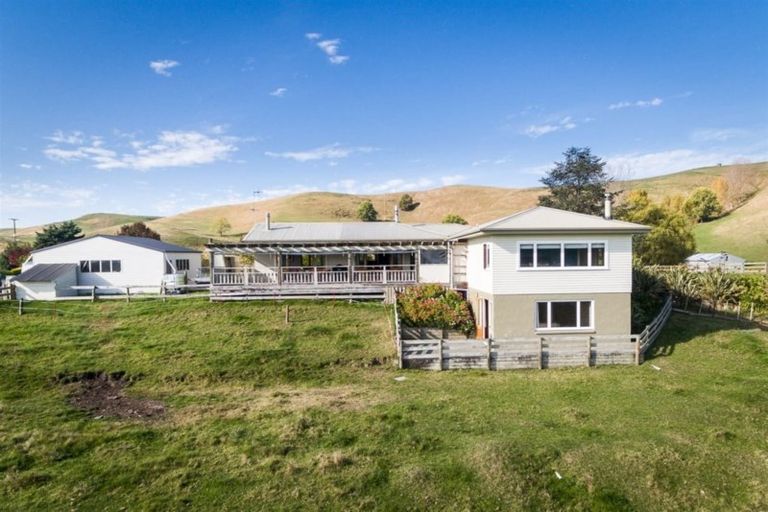 Photo of property in 295 Kawera Road, Pukehamoamoa, Hastings, 4179