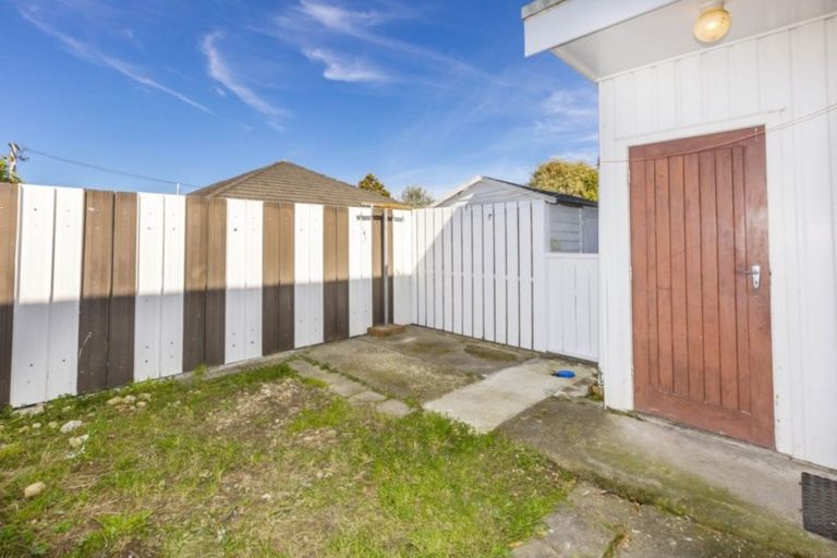 Photo of property in 9 Camp Street, Silverstream, Upper Hutt, 5019