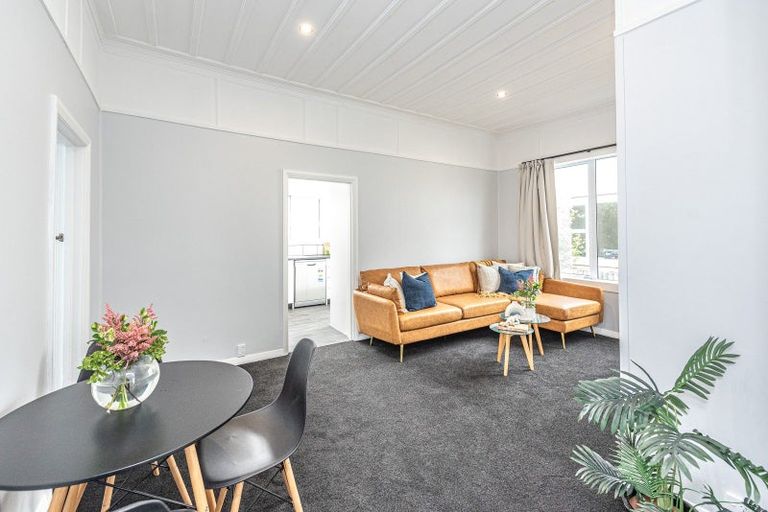 Photo of property in 14 Lowther Street, Whanganui, 4500