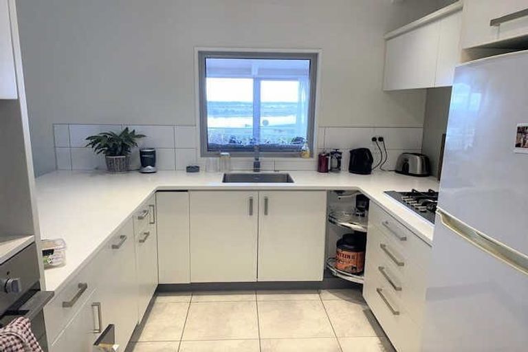 Photo of property in 29a Cannon Hill Crescent, Mount Pleasant, Christchurch, 8081