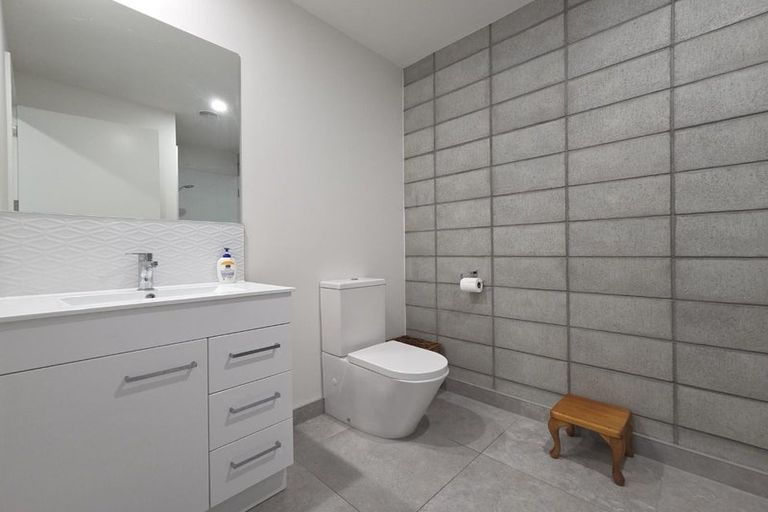 Photo of property in 167 Marine Parade, New Brighton, Christchurch, 8083