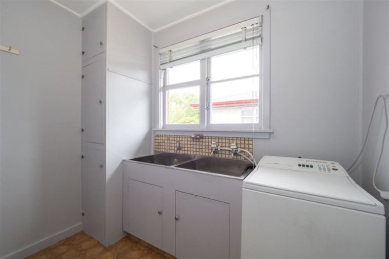 Photo of property in 75 Archibald Street, Tinwald, Ashburton, 7700