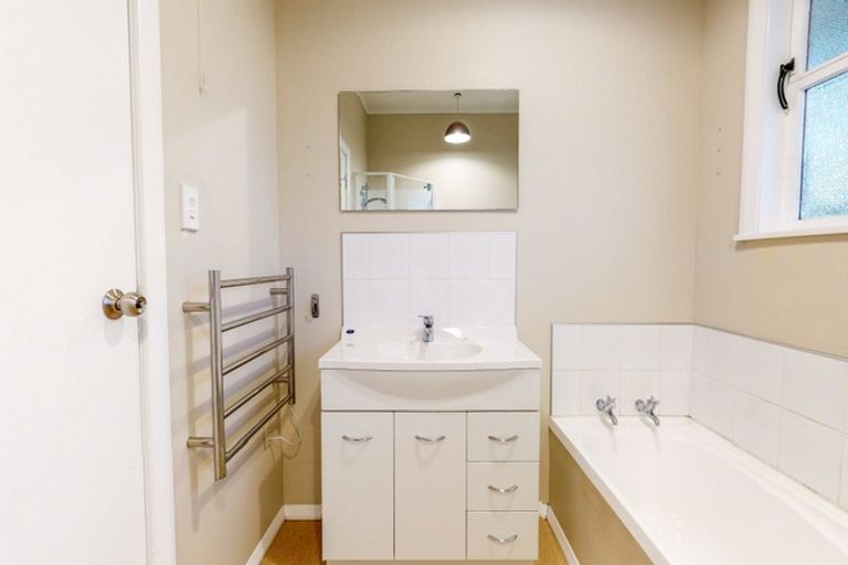 Photo of property in 30 Karamu Street, Ngaio, Wellington, 6035