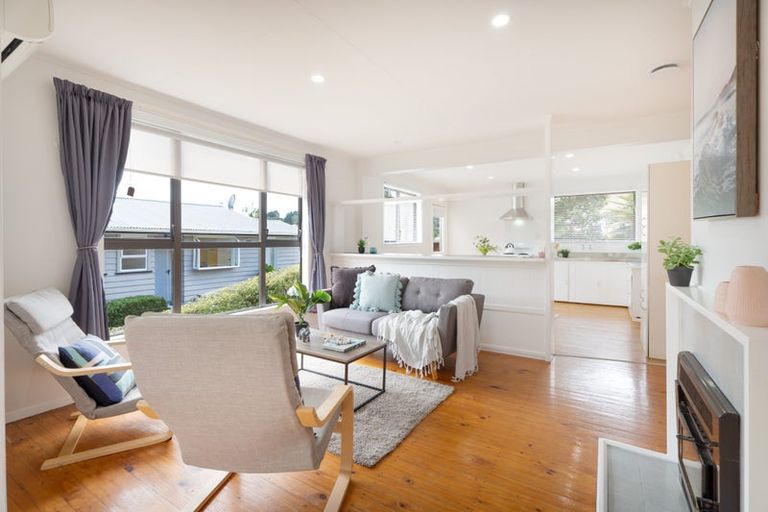 Photo of property in 25 Waihemo Street, Waitangirua, Porirua, 5024