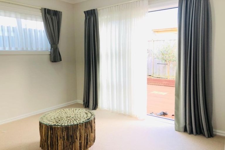 Photo of property in 19 Kira Road, Flat Bush, Auckland, 2016